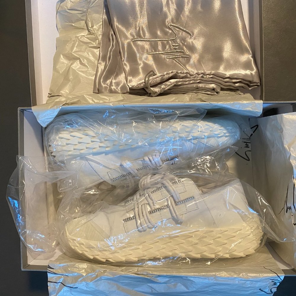 NWT giuseppe zanotti sneaker